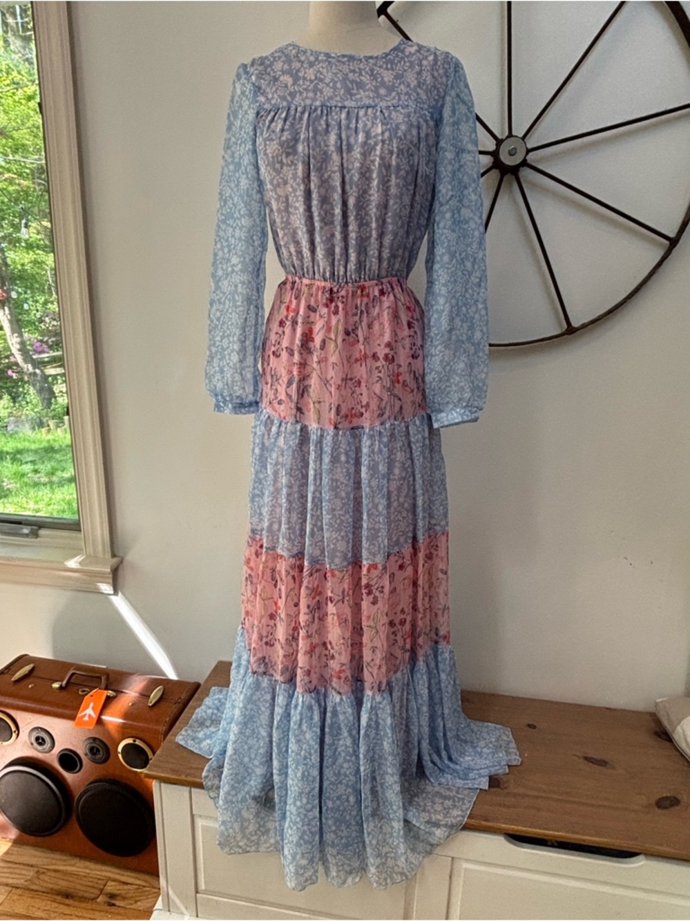 Eywasouls Malibu Linda blue/pink floral cottage long sleeved maxi gown XS $420